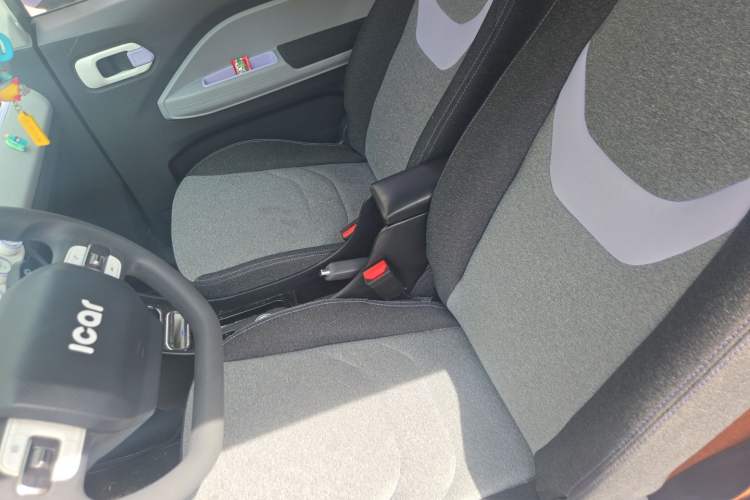 Used Chery QQ Ice Cream 2022 170km Sundae Phosphate Lithium-Ion Left Front Seat