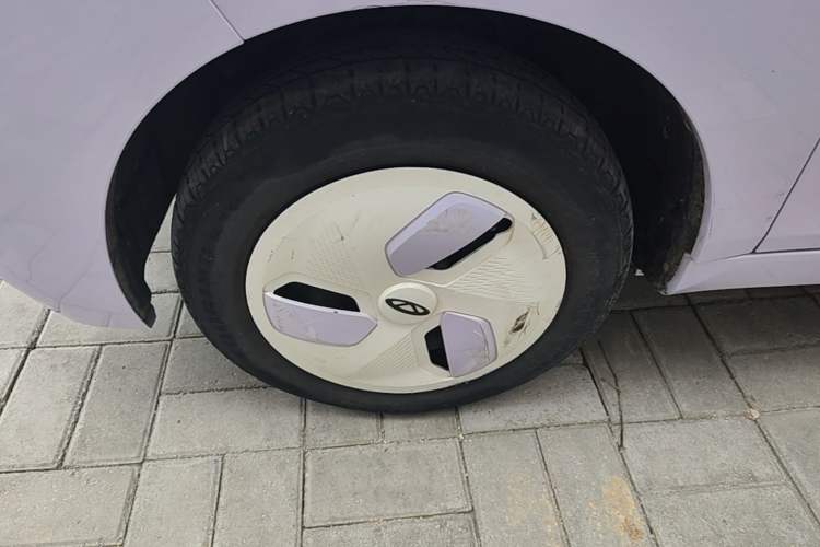 Used Chery QQ Ice Cream 2022 170km Sundae Phosphate Lithium-Ion Left Front Wheel Hub