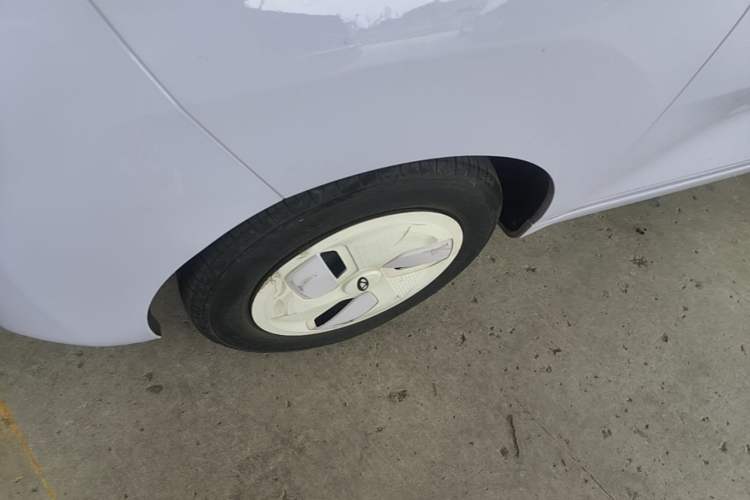 Used Chery QQ Ice Cream 2022 170km Sundae Phosphate Lithium-Ion Left Front Wheel Hub
