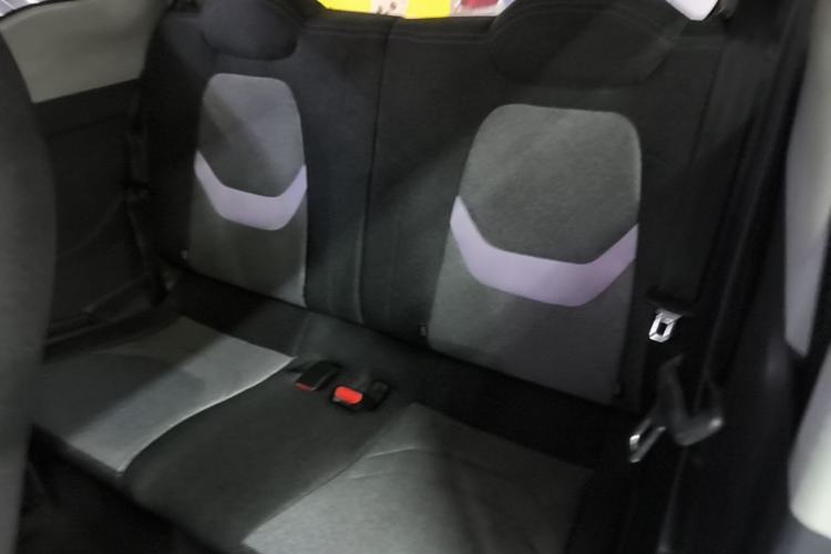 Used Chery QQ Ice Cream 2022 170km Sundae Phosphate Lithium-Ion Left Rear Seat
