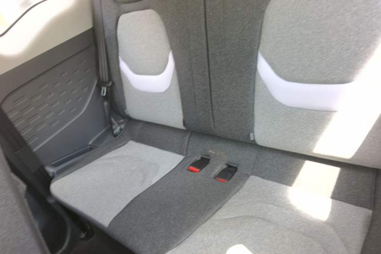 Used Chery QQ Ice Cream 2022 170km Sundae Phosphate Lithium-Ion Left Rear Seat