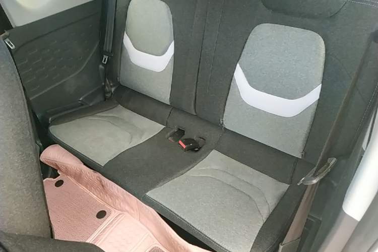 Used Chery QQ Ice Cream 2022 170km Sundae Phosphate Lithium-Ion Left Rear Seat