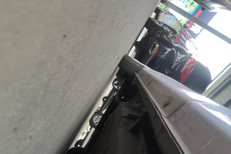 Used Chery QQ Ice Cream 2022 170km Sundae Phosphate Lithium-Ion Left Side Sill