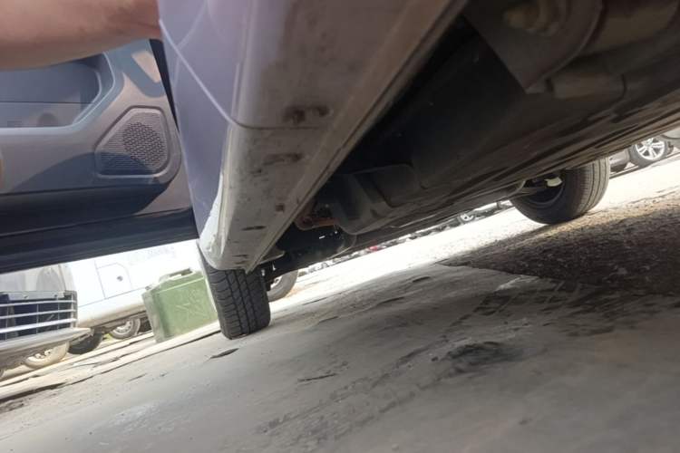 Used Chery QQ Ice Cream 2022 170km Sundae Phosphate Lithium-Ion Left Side Sill