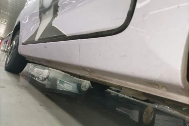 Used Chery QQ Ice Cream 2022 170km Sundae Phosphate Lithium-Ion Left Side Sill