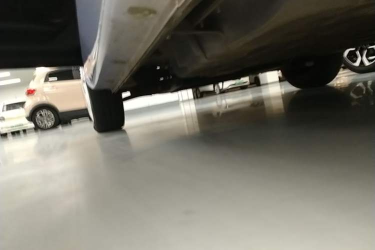 Used Chery QQ Ice Cream 2022 170km Sundae Phosphate Lithium-Ion Left Side Sill