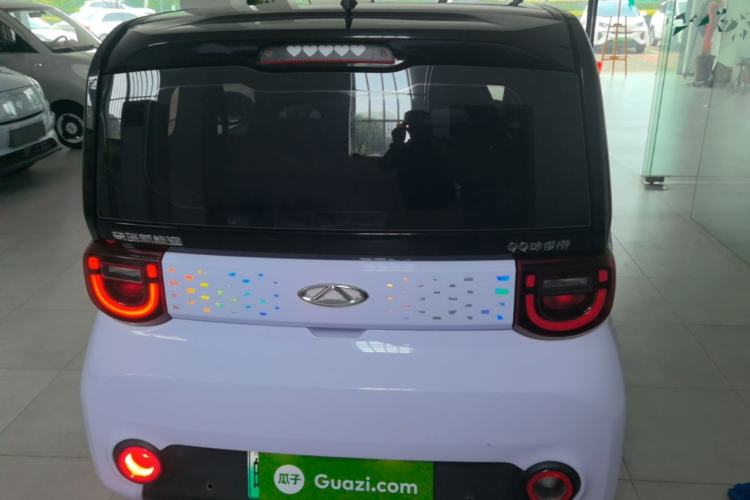 Used Chery QQ Ice Cream 2022 170km Sundae Phosphate Lithium-Ion Rear