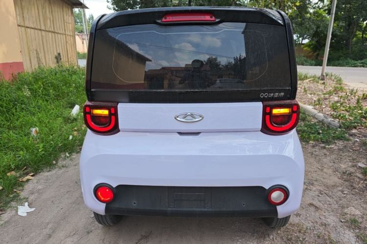 Used Chery QQ Ice Cream 2022 120km Conical Shape Lithium Iron Phosphate Rear