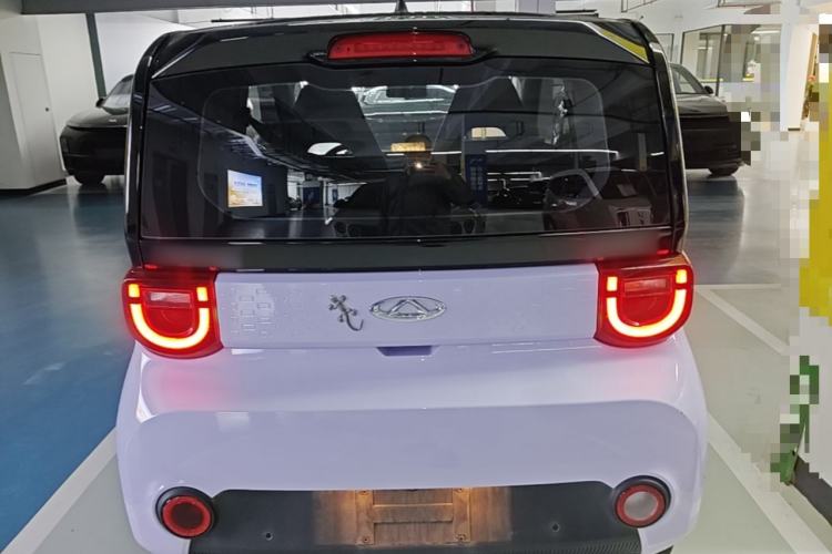 Used Chery QQ Ice Cream 2022 170km Sundae Phosphate Lithium-Ion Rear