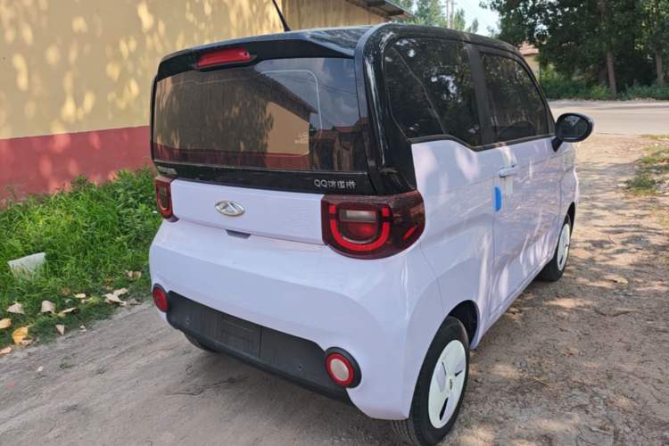 Used Chery QQ Ice Cream 2022 120km Conical Shape Lithium Iron Phosphate Rear Right 45 Deg