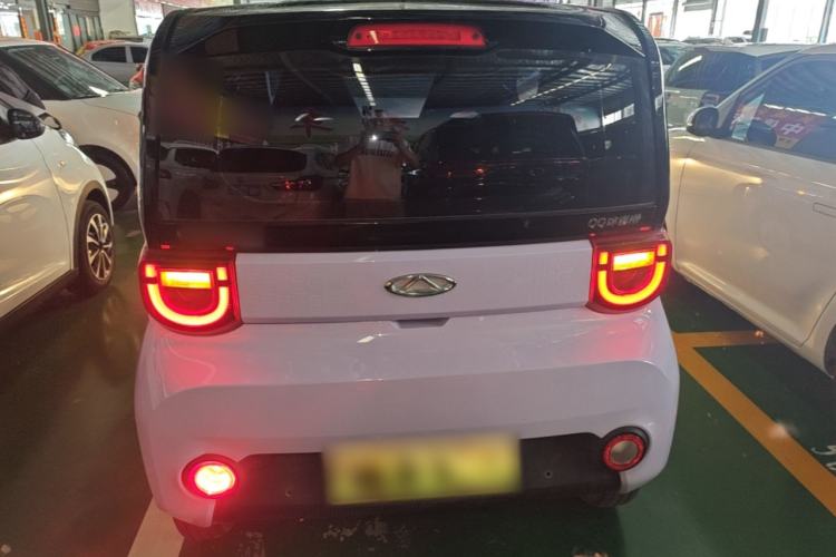Used Chery QQ Ice Cream 2022 170km Sundae Phosphate Lithium-Ion Rear