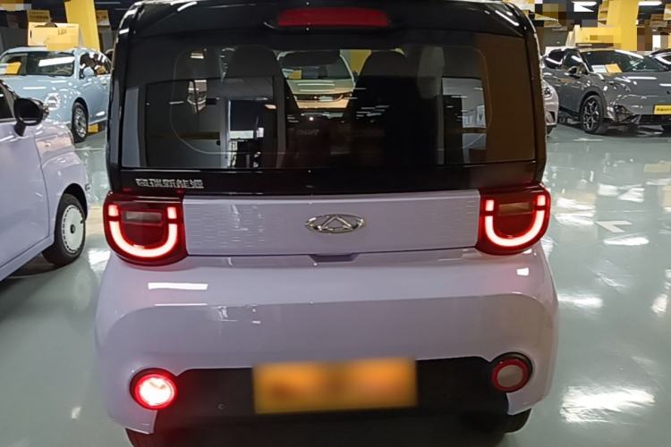 Used Chery QQ Ice Cream 2022 170km Sundae Phosphate Lithium-Ion Rear