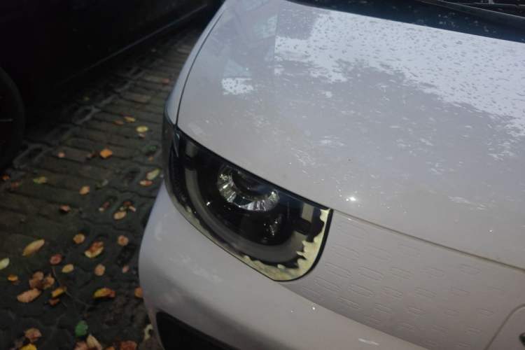 Used Chery QQ Ice Cream 2022 170km Sundae Phosphate Lithium-Ion Right Front Headlight