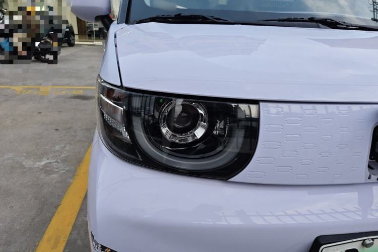 Used Chery QQ Ice Cream 2022 120km Conical Shape Lithium Iron Phosphate Right Front Headlight