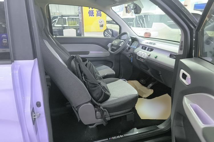 Used Chery QQ Ice Cream 2022 170km Sundae Phosphate Lithium-Ion Right Front Seat