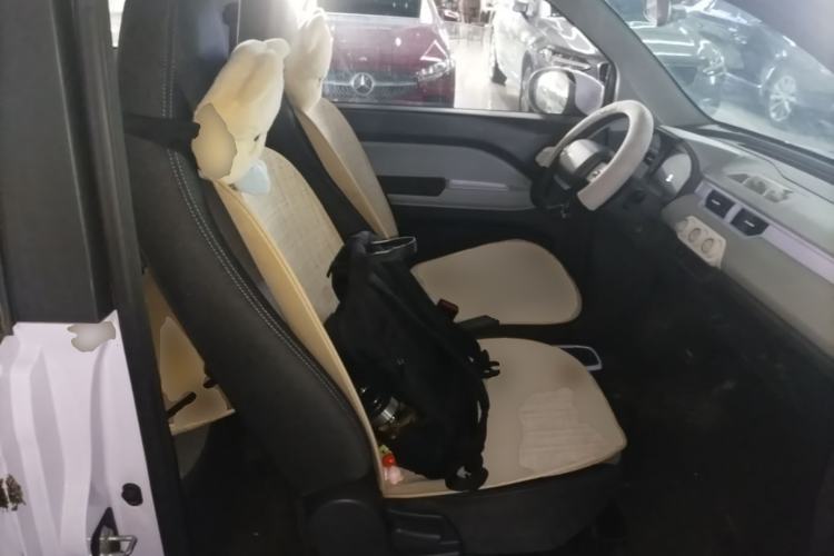 Used Chery QQ Ice Cream 2022 170km Sundae Phosphate Lithium-Ion Right Front Seat