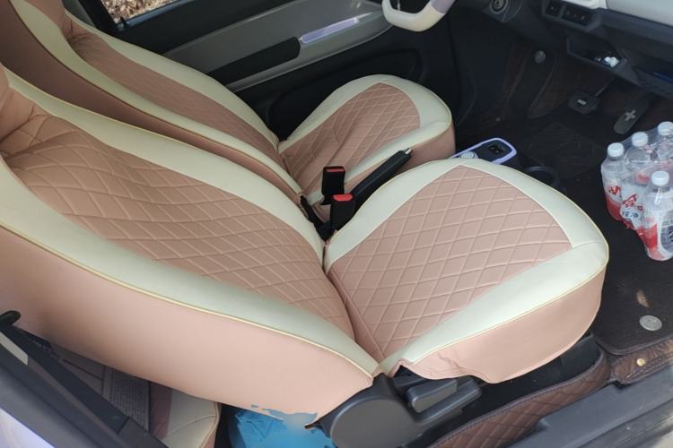 Used Chery QQ Ice Cream 2022 120km Conical Shape Lithium Iron Phosphate Right Front Seat