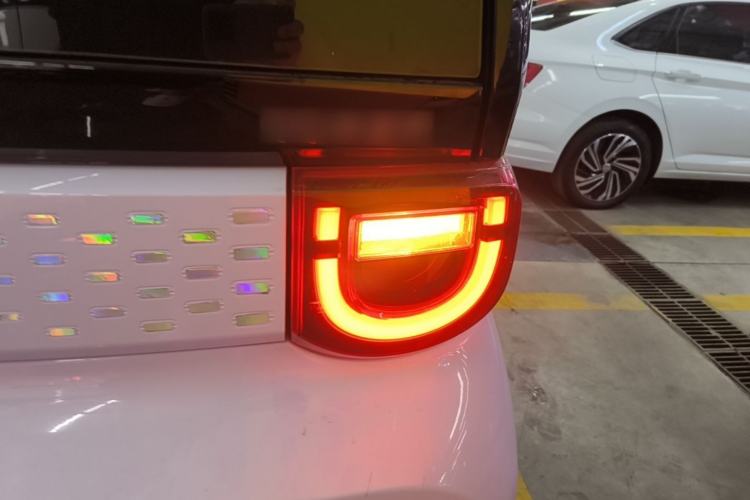 Used Chery QQ Ice Cream 2022 170km Sundae Phosphate Lithium-Ion Right Rear Taillight