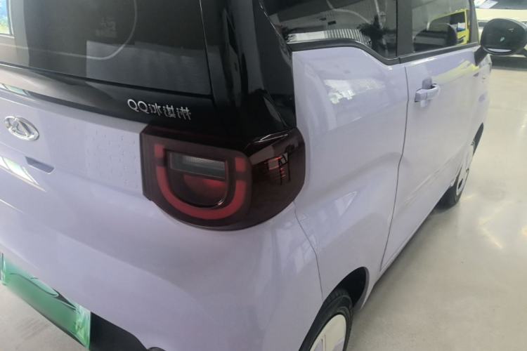Used Chery QQ Ice Cream 2022 170km Sundae Phosphate Lithium-Ion Right Rear Taillight