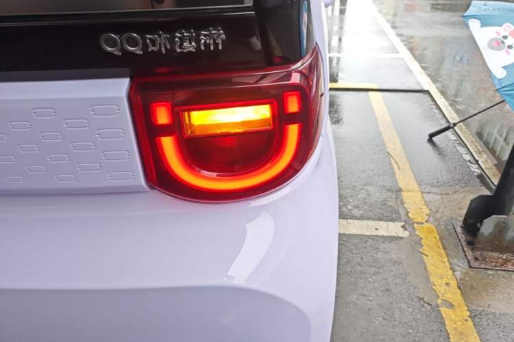 Used Chery QQ Ice Cream 2022 170km Sundae Phosphate Lithium-Ion Right Rear Taillight