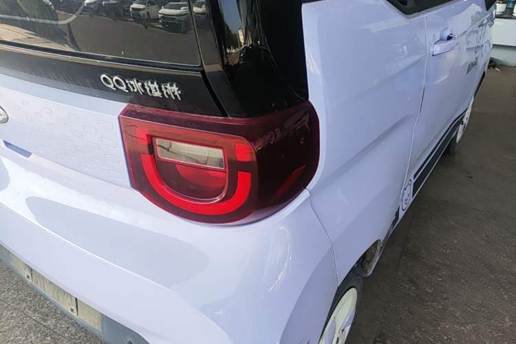 Used Chery QQ Ice Cream 2022 170km Sundae Phosphate Lithium-Ion Right Rear Taillight