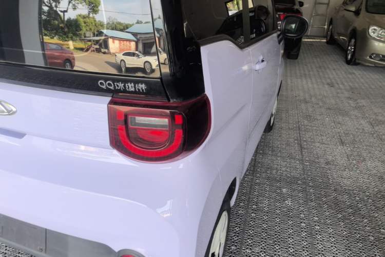 Used Chery QQ Ice Cream 2022 170km Sundae Phosphate Lithium-Ion Right Rear Taillight