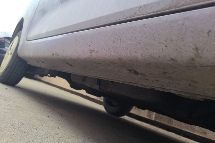 Used Chery QQ Ice Cream 2022 170km Sundae Phosphate Lithium-Ion Right Side Sill