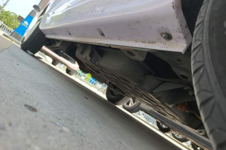 Used Chery QQ Ice Cream 2022 170km Sundae Phosphate Lithium-Ion Right Side Sill