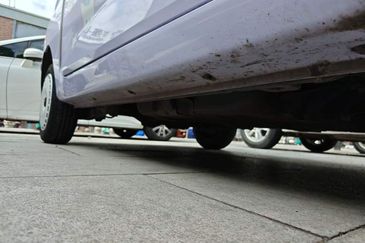 Used Chery QQ Ice Cream 2022 170km Sundae Phosphate Lithium-Ion Right Side Sill