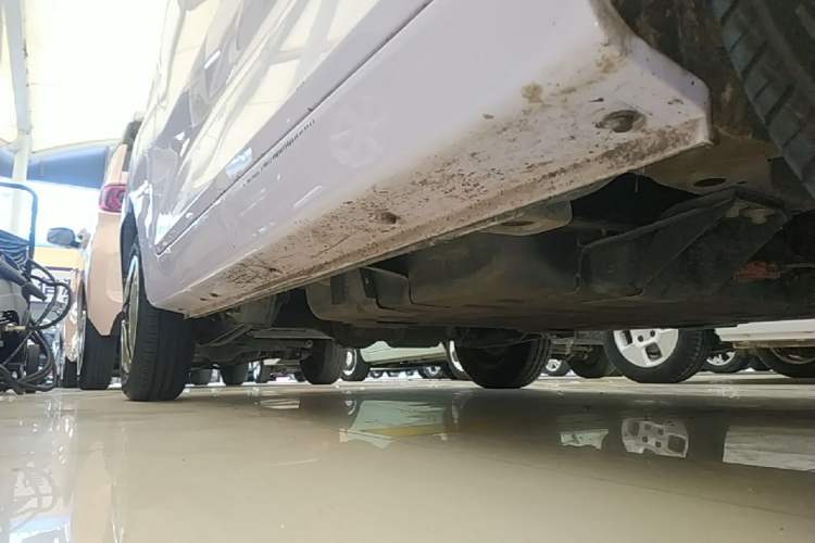 Used Chery QQ Ice Cream 2022 170km Sundae Phosphate Lithium-Ion Right Side Sill
