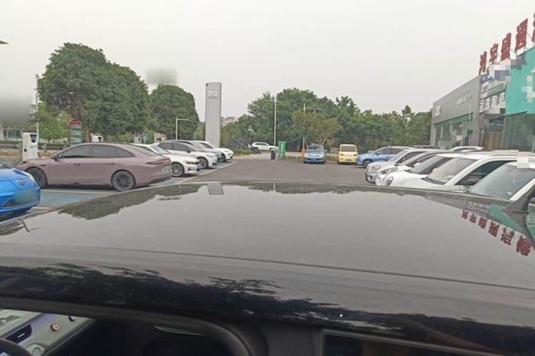 Used Chery QQ Ice Cream 2022 170km Sundae Phosphate Lithium-Ion Roof