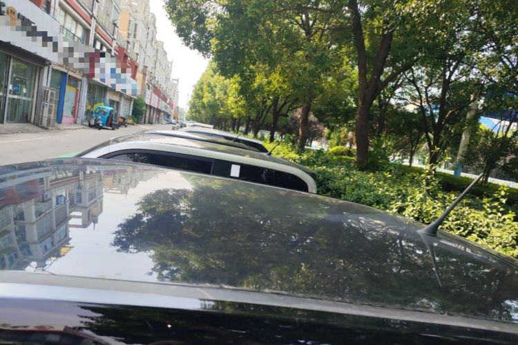 Used Chery QQ Ice Cream 2022 170km Sundae Phosphate Lithium-Ion Roof