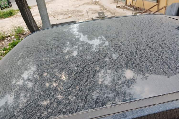 Used Chery QQ Ice Cream 2022 120km Conical Shape Lithium Iron Phosphate Roof