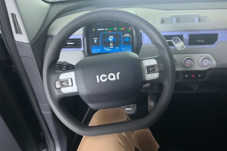 Used Chery QQ Ice Cream 2022 170km Sundae Phosphate Lithium-Ion Steering Wheel