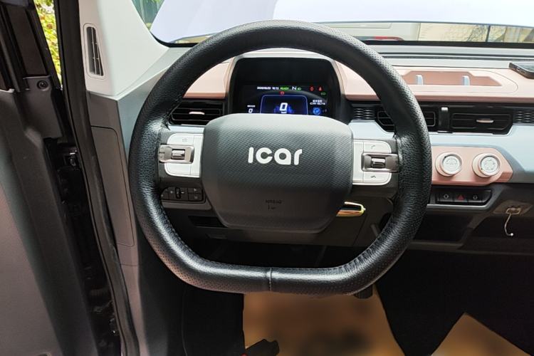 Used Chery QQ Ice Cream 2022 170km Sundae Phosphate Lithium-Ion Steering Wheel
