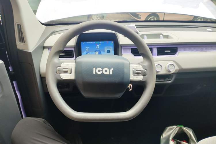 Used Chery QQ Ice Cream 2022 170km Sundae Phosphate Lithium-Ion Steering Wheel