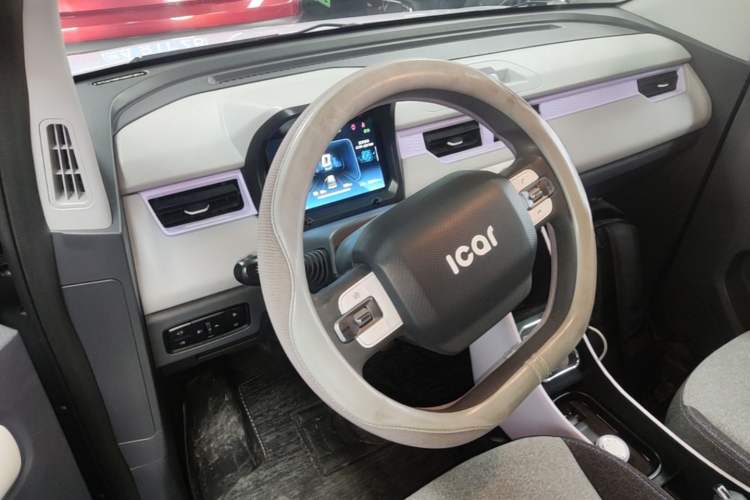 Used Chery QQ Ice Cream 2022 170km Sundae Phosphate Lithium-Ion Steering Wheel