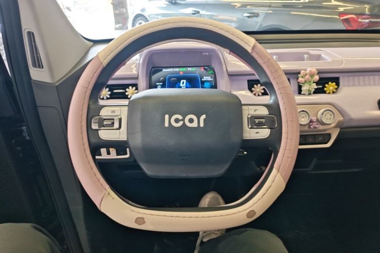 Used Chery QQ Ice Cream 2022 170km Sundae Phosphate Lithium-Ion Steering Wheel
