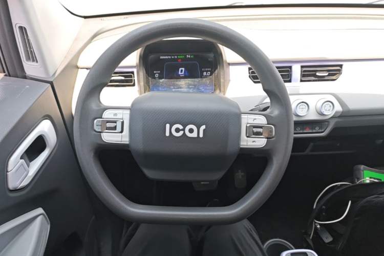 Used Chery QQ Ice Cream 2022 170km Sundae Phosphate Lithium-Ion Steering Wheel