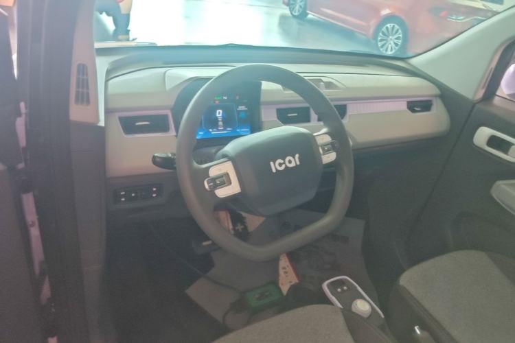 Used Chery QQ Ice Cream 2022 170km Sundae Phosphate Lithium-Ion Steering Wheel
