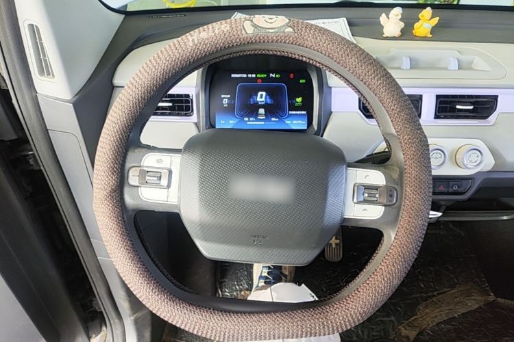 Used Chery QQ Ice Cream 2022 170km Sundae Phosphate Lithium-Ion Steering Wheel