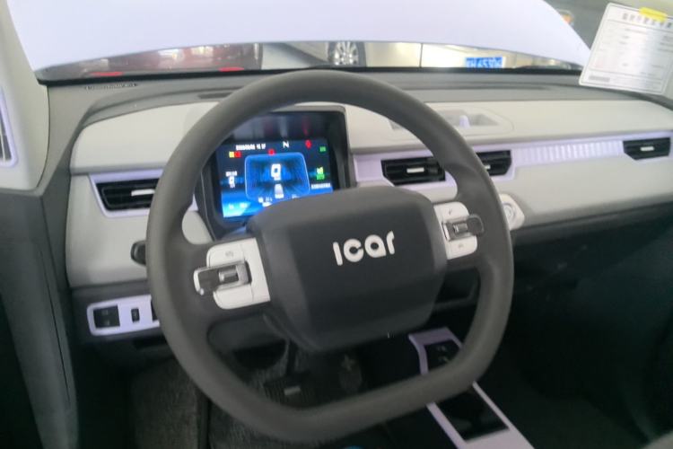 Used Chery QQ Ice Cream 2022 170km Sundae Phosphate Lithium-Ion Steering Wheel
