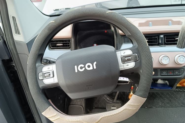 Used Chery QQ Ice Cream 2022 170km Sundae Phosphate Lithium-Ion Steering Wheel