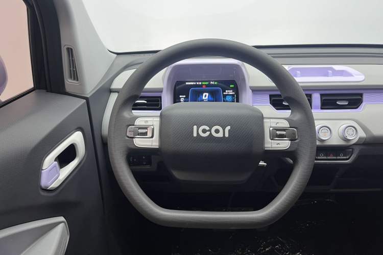 Used Chery QQ Ice Cream 2022 170km Sundae Phosphate Lithium-Ion Steering Wheel