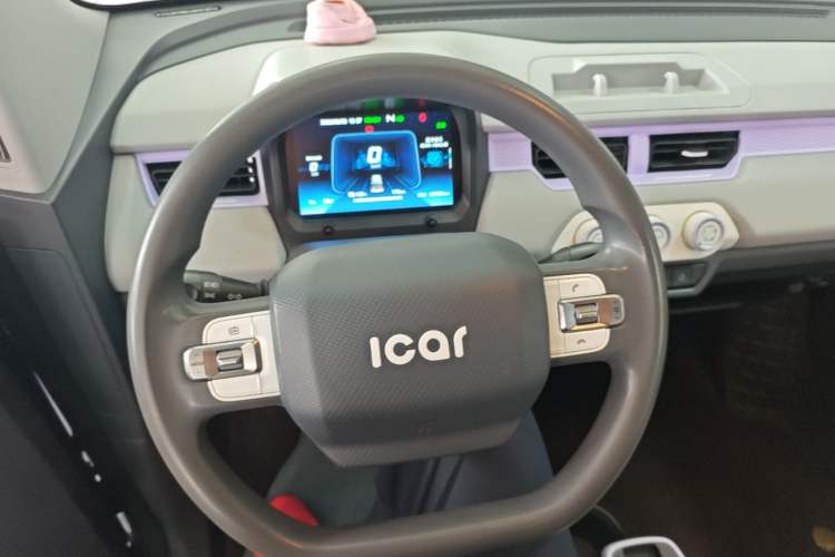Used Chery QQ Ice Cream 2022 170km Sundae Phosphate Lithium-Ion Steering Wheel