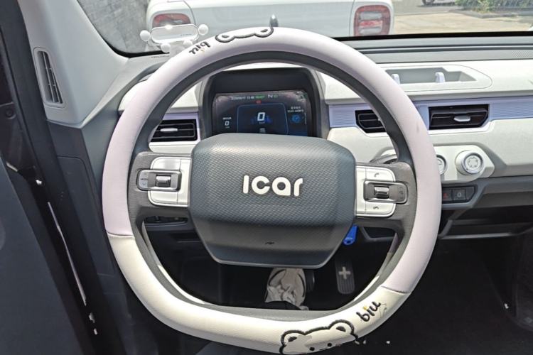 Used Chery QQ Ice Cream 2022 170km Sundae Ternary Lithium Steering Wheel