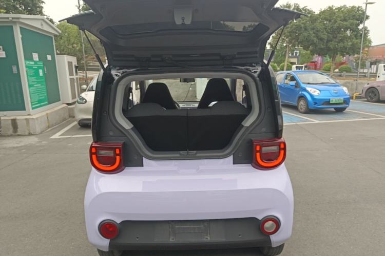 Used Chery QQ Ice Cream 2022 170km Sundae Phosphate Lithium-Ion Trunk