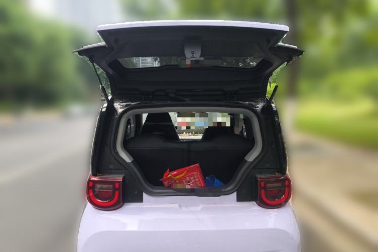 Used Chery QQ Ice Cream 2022 170km Sundae Phosphate Lithium-Ion Trunk