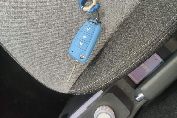 Used Chery QQ Ice Cream 2022 170km Sundae Phosphate Lithium-Ion Vehicle Key