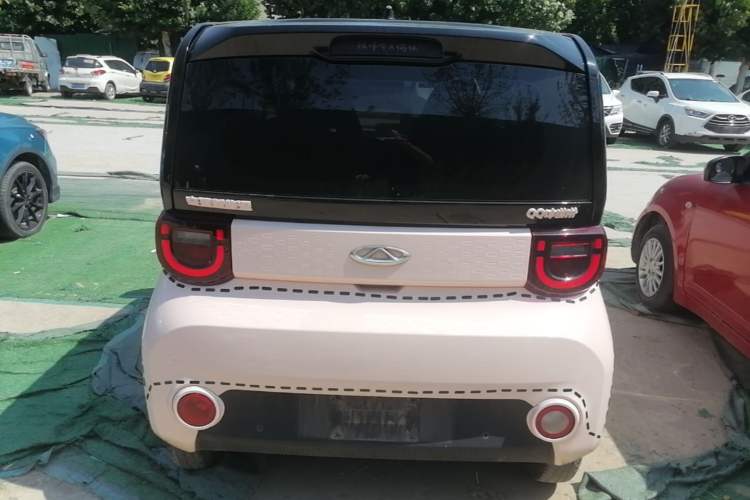Used Chery QQ Ice Cream 2022 170km Sundae Phosphate Lithium-Ion Rear